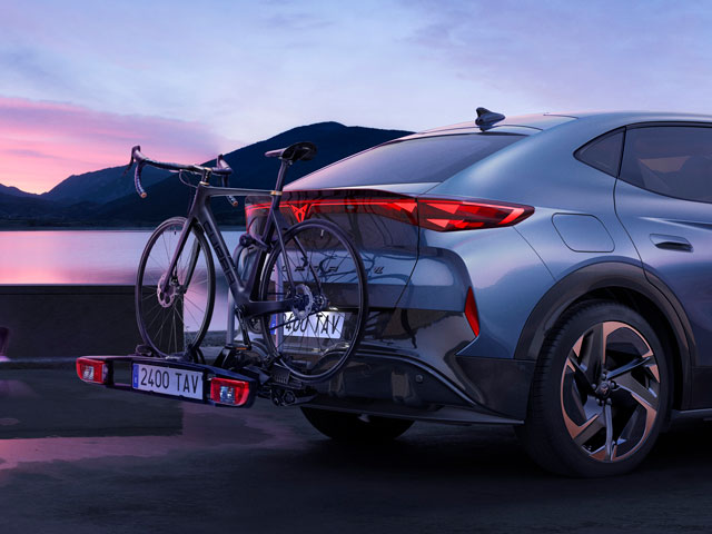 Tow bar bicycle carrier