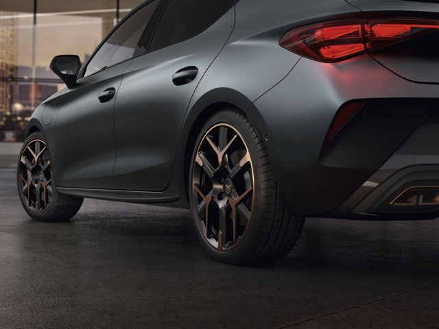 Front mud flaps