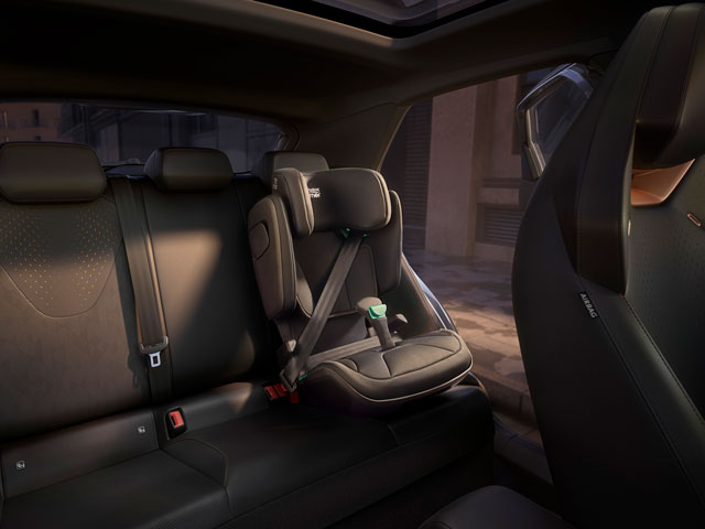 i-SIZE Kidfix child seat