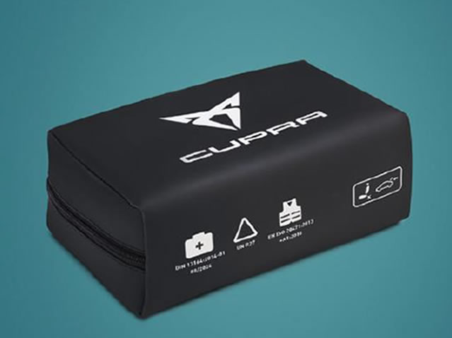 Kit de segurança CUPRA com kit de primeiros socorros (2 triângulos)